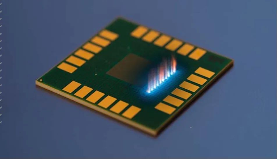 可持續(xù)高效的微加工解決方案——用高能、大功率、納秒紫外激光切割5G柔性PCB材料